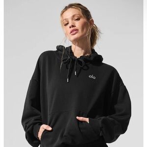 ALO Yoga Black Accolade Hoodie